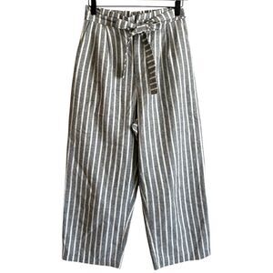 Heartloom Pinstripe Cropped Pants Medium